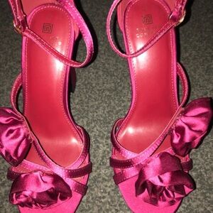 Elegant Pink Strappy Heels with Floral Accents